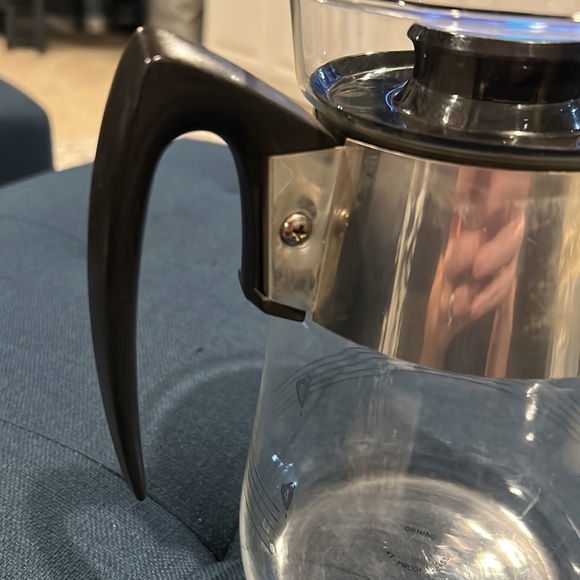 Vintage Corningware heat proof glass coffee pot, metallic rings - Picture 7 of 12